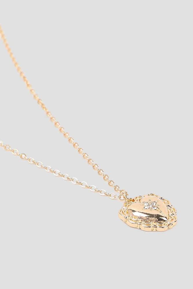 Ardene Necklace with Western Style Heart Pendant in Gold