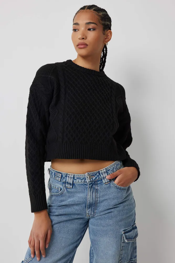 Ardene Chunky Cable Knit Cropped Sweater in Black | Size Small | Polyester