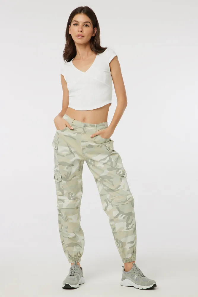 Ardene Slim Fit Sweatpants in Khaki, Size, Polyester/Cotton, Fleece-Lined