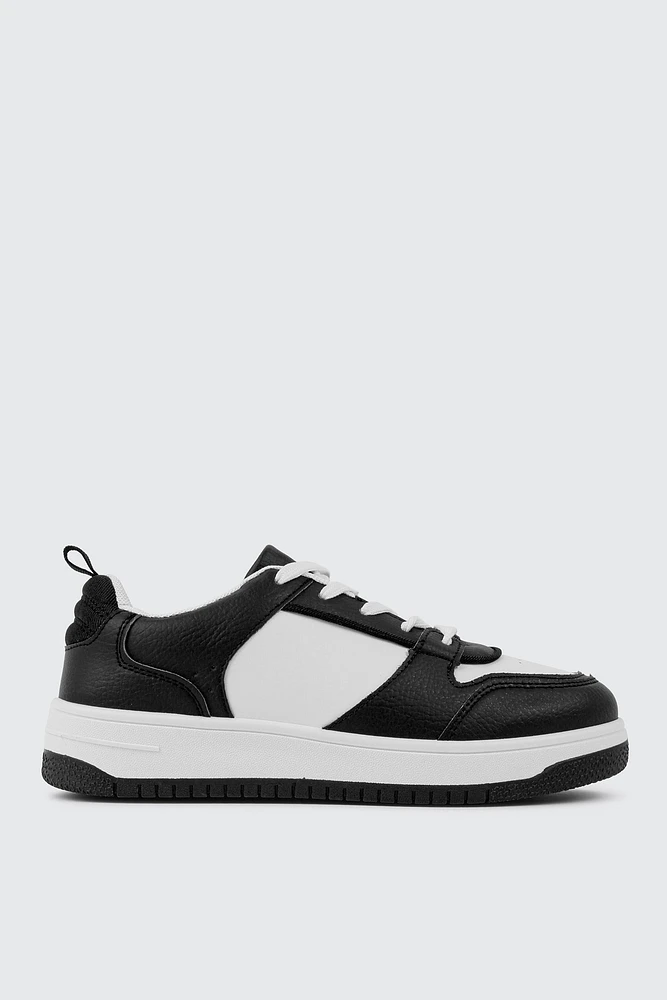 Ardene Court Sneakers in | Size | Eco-Conscious