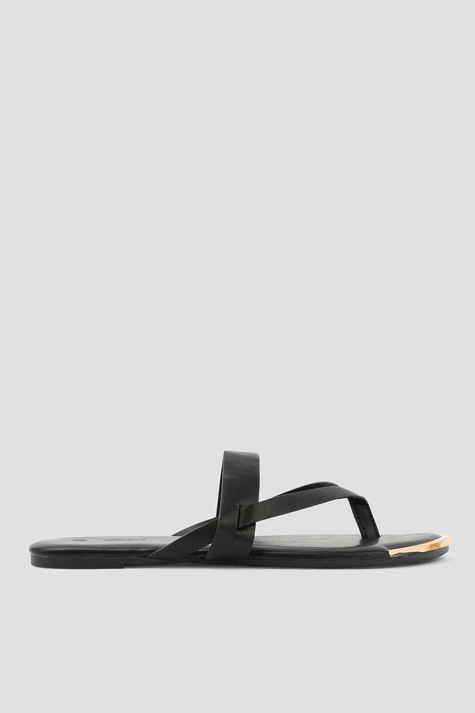 Ardene Accent Toe Strappy Sandals in Black | Size 9 | Faux Leather