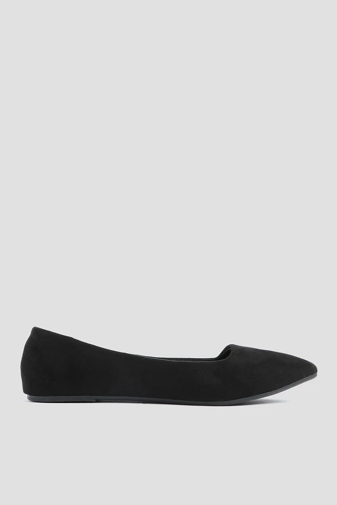 Ardene Classic Pointy Flats in | Size | Polyester/Faux Suede | Eco-Conscious