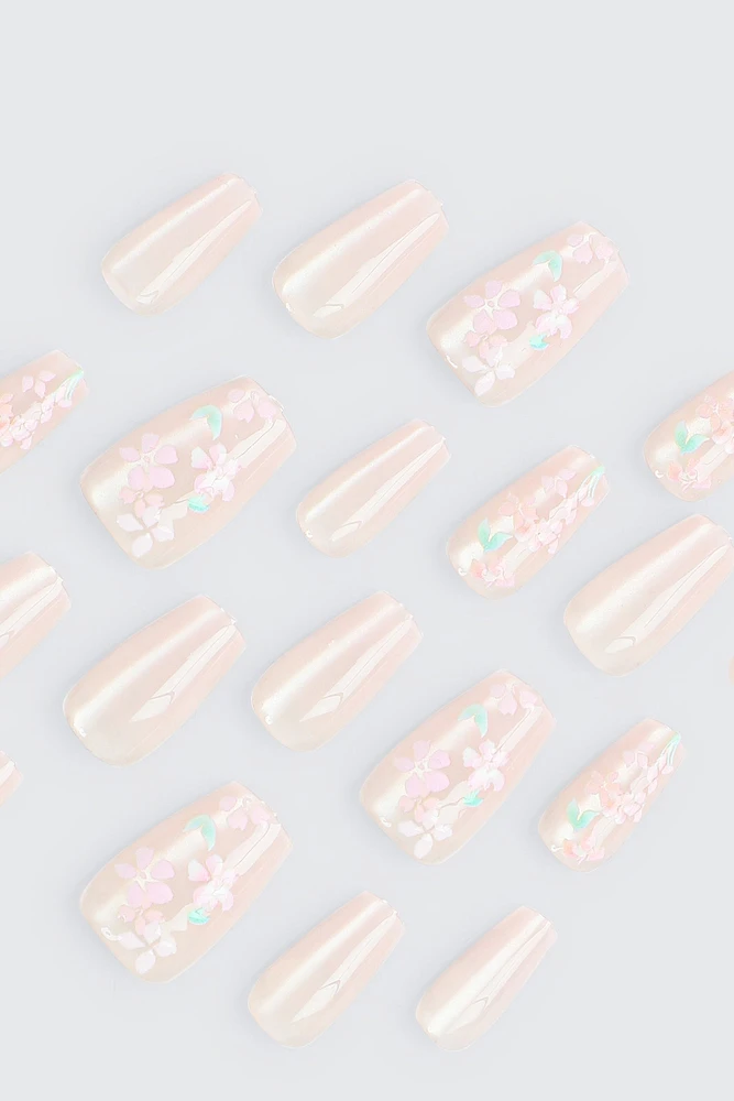 Ardene 20-Pack Floral Coffin Fake Nails in Light Pink