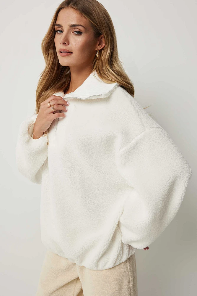 Ardene Oversized Sherpa Half Zip Sweatshirt in White | Size Large | Polyester