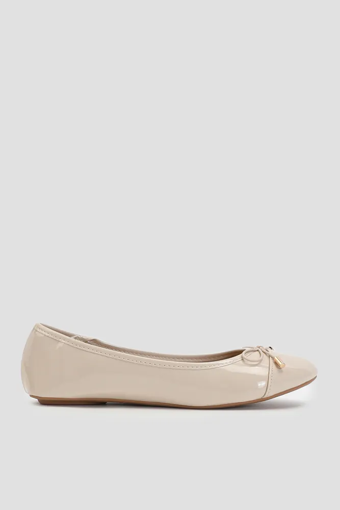 Ardene Ballet Flats with Bow in Beige | Size 8 | Faux Leather