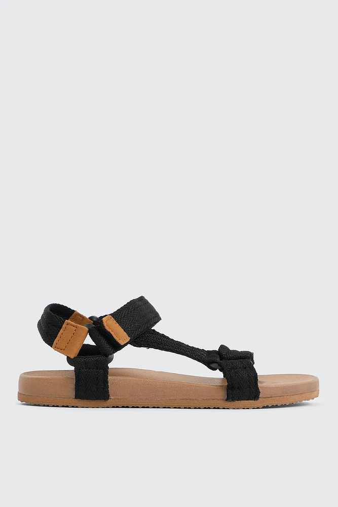 Ardene Strappy Sports Sandals in | Size
