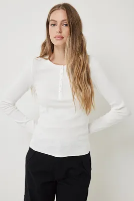 Ardene Long Sleeve Henley Tee in White | Size Large | Cotton/Elastane