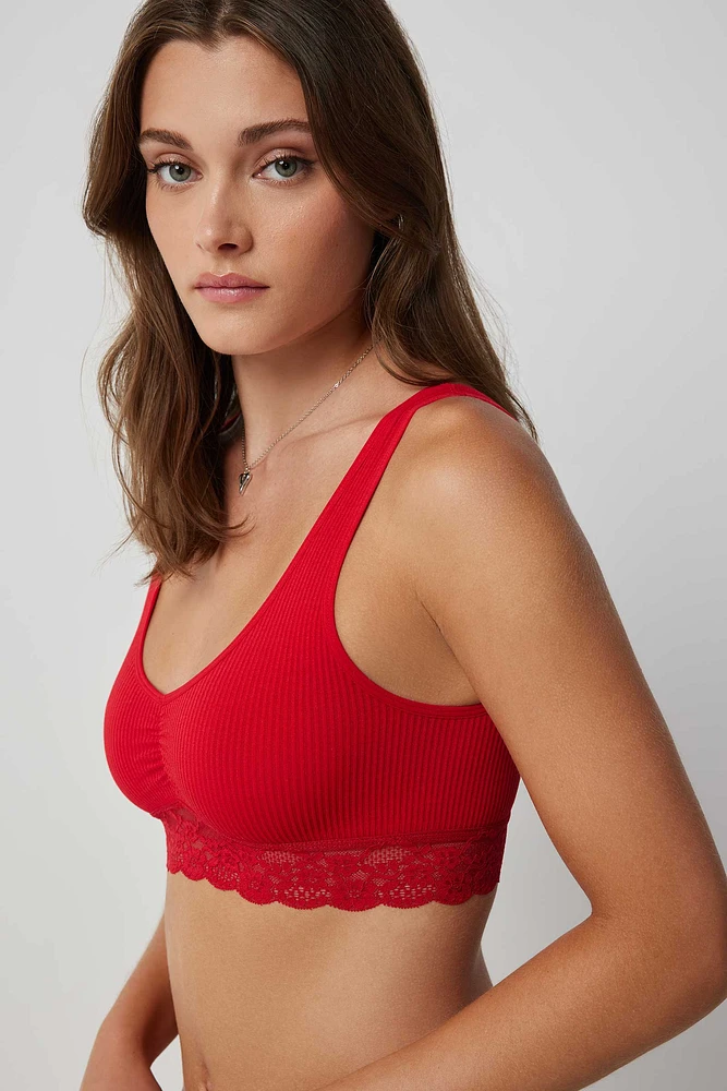 Ardene Lace Trim Seamless Bralette in | Size | Elastane/Polyamide