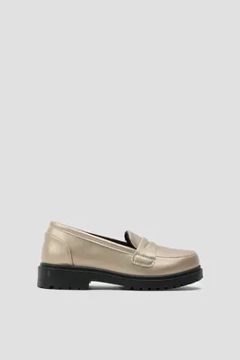 Ardene Metallic Loafers in Gold | Size