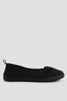 Ardene Pleated Vamp Slip-On Sneakers in Black | Size