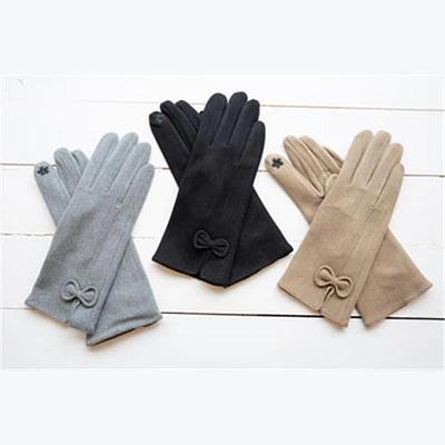 Gloves with Wrist Bow