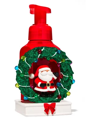 Santa Wreath Décor Sleeve Gentle Foaming Soap Holder