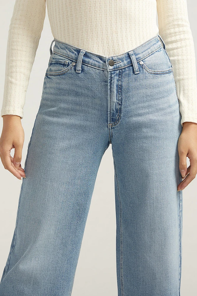 V-Front High Rise Wide Leg Jean