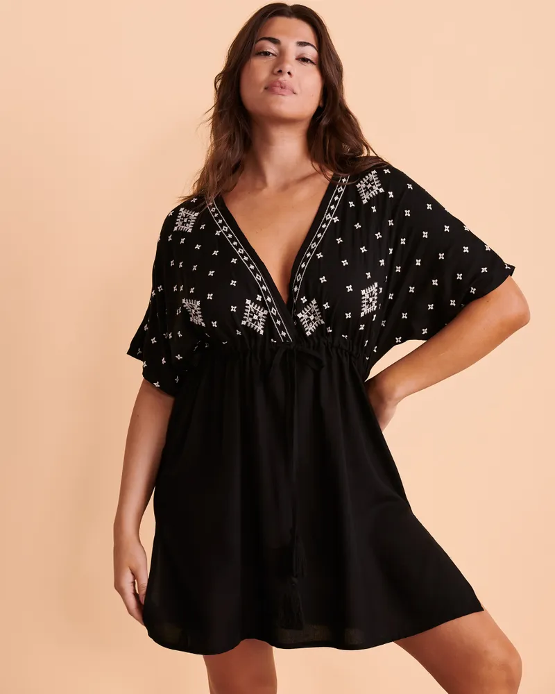 Caftan à broderies