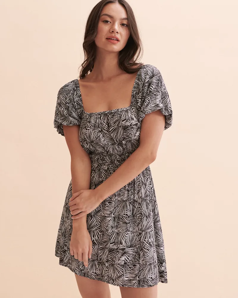 Palm Leaves Short Sleeve Dress