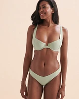 Bas de bikini coupe en V texturé