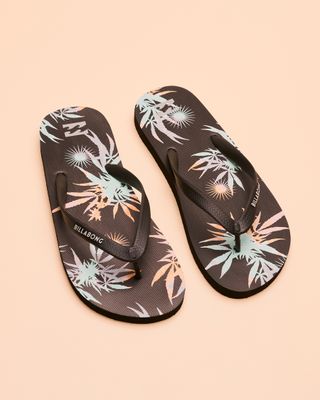 TIDES Sandals