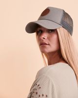 PREMIUM SURF Trucker Hat