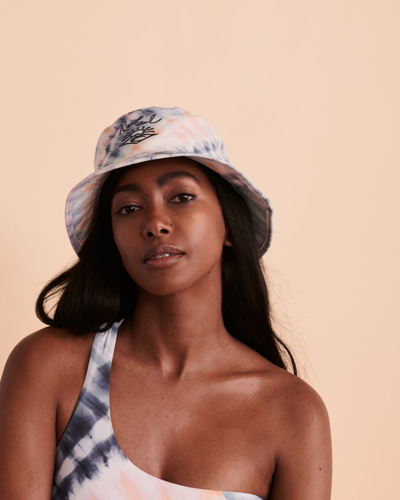 SURF TRIP Bucket Hat