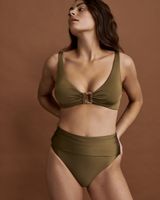 SOLEIL OLIVE C/D Cup Bikini Top