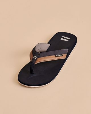 ALL DAY IMPACT Sandal