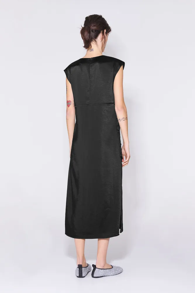 Vestido maxi satén negro