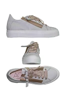 Smooth Sneaker