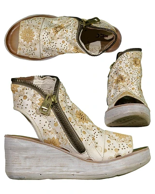 AS98 Noa Embossed Zip Sandal
