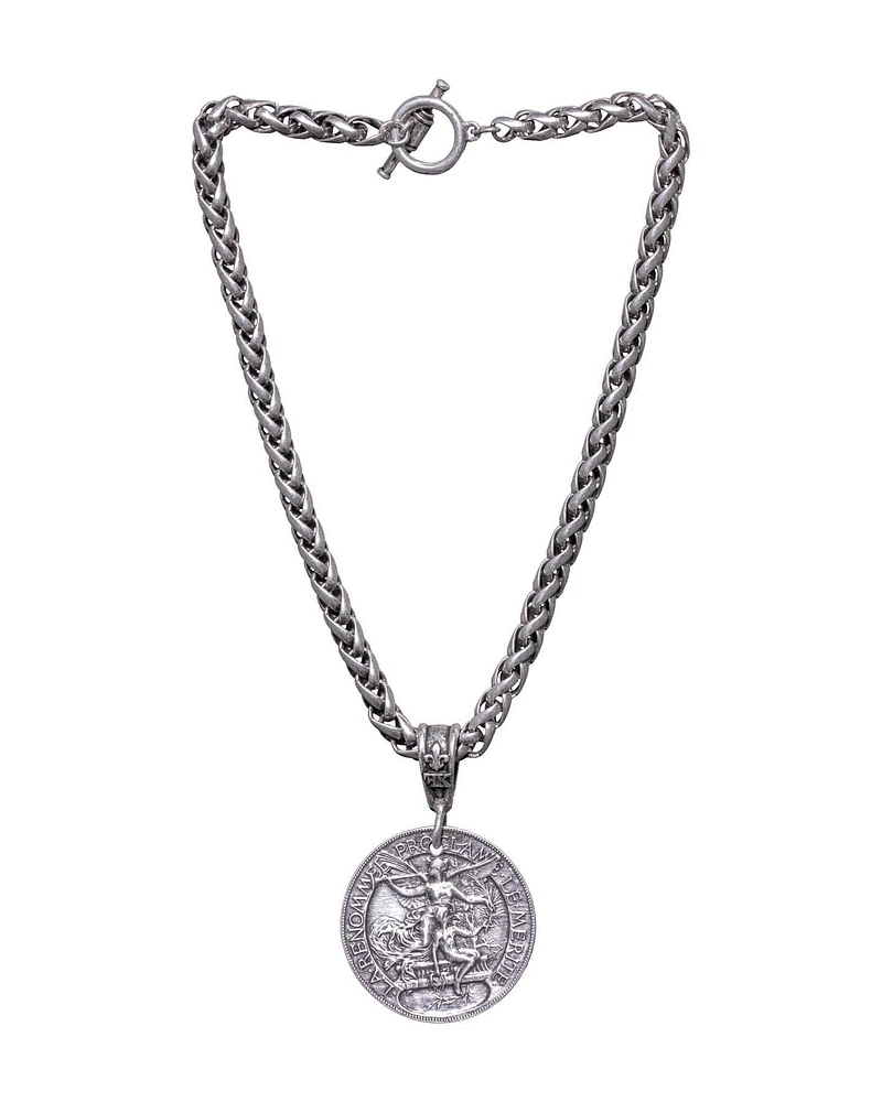 Cheval Chain With Laren Medal