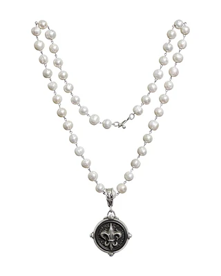 Fleur Medal Pearl Necklace