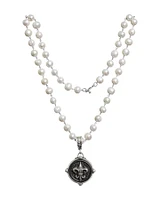 Fleur Medal Pearl Necklace