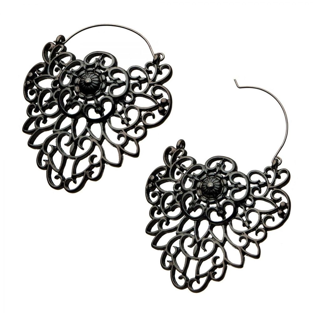 Black Lace Filigree Tunnel Hangers
