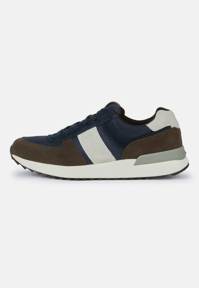 Tec Fabric Leather Sneakers Running