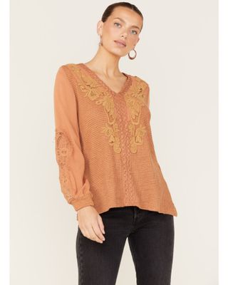 Miss Me Women's Floral Embroidered Knit Top