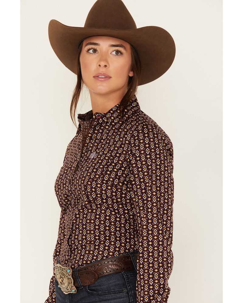 Cinch Women's Geo Print Long Sleeve Button Down Western Core Shirt