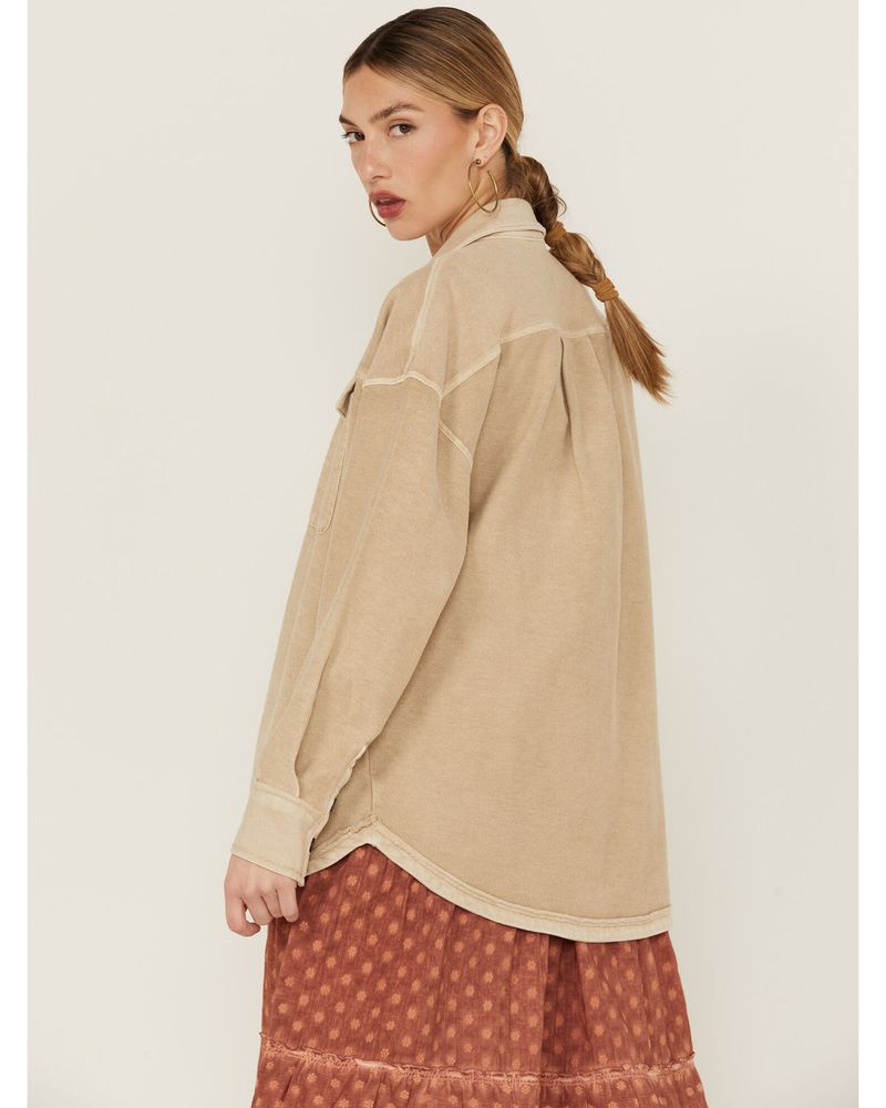 Cleo + Wolf Women's Sand Oversized French Terry Shacket