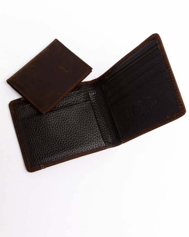Cody James Men's Boot Stitch Bi-Fold Leather Wallet