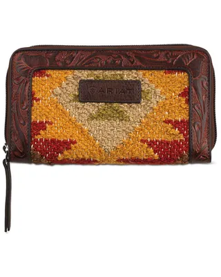 Ariat Women's Brynlee Southwestern Rug Zippered Wallet