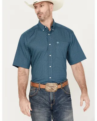 Ariat Men's Wrinkle Free Eli Print Button Down Short Sleeve Western Shirt