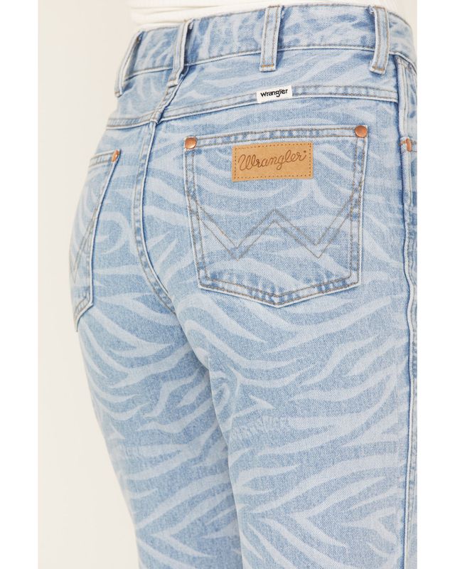Wrangler Women's Bloom Print Wanderer Flare Jeans | Mall of America®