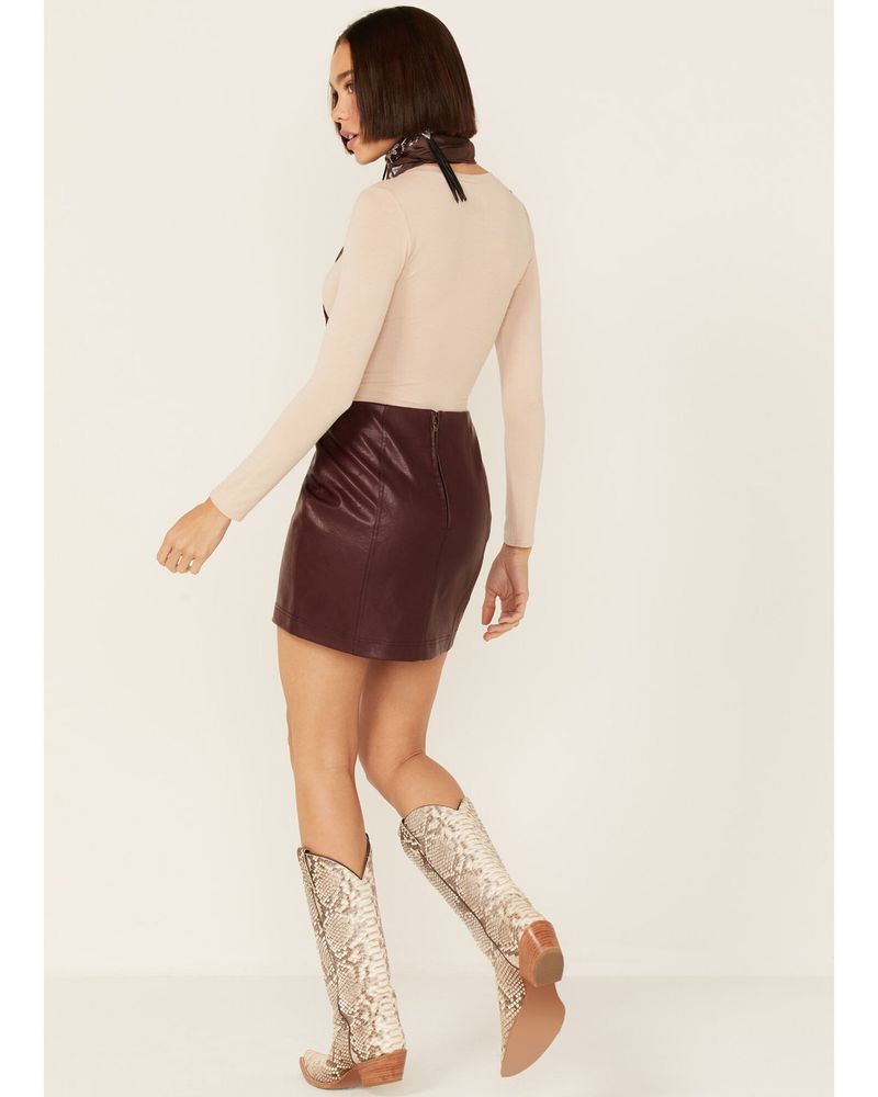 Jolt Women's Burgundy Faux-Leather Mini Skirt