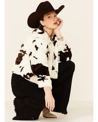 26 International Women's Cow Print Snap-Front Crop Shirt Jacket
