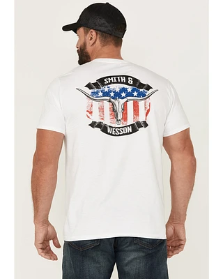 Smith & Wesson Men's Freedom Bull Skull Short Sleeve Graphic T-Shirt