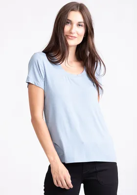 basic scoop neck short sleeve t-shirt