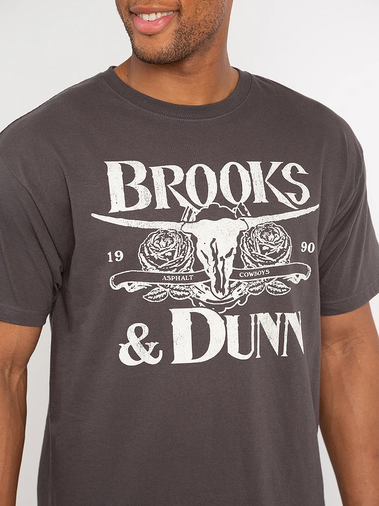 brook's and dunn graphic tee