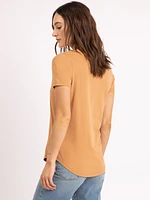 vickie v neck t-shirt