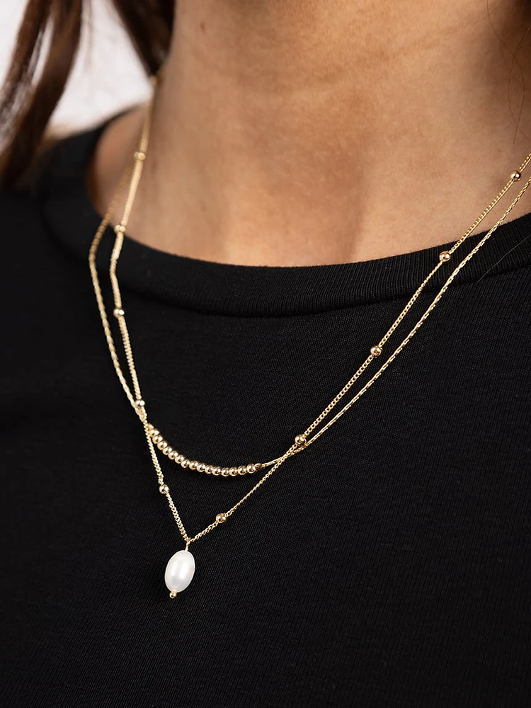 layered pearl necklace