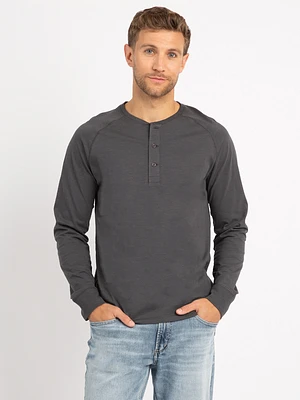 lucas long sleeve henley t-shirt