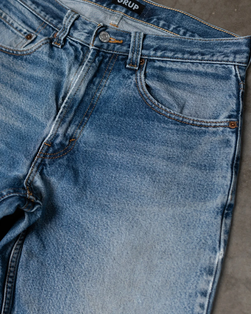 levi's 550 with repairs