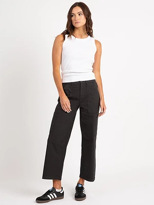 buffy high rise utility crop black
